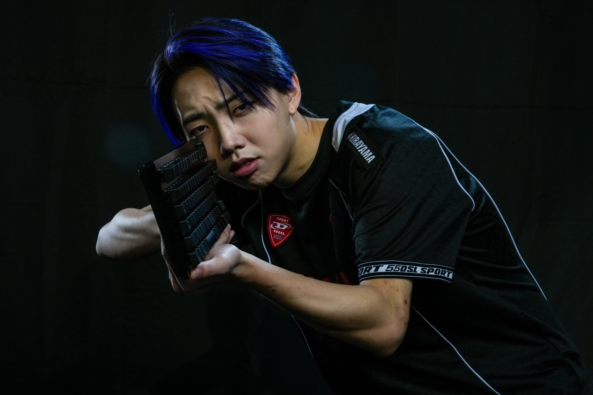 2025年】FL GON選手の経歴・使用デバイスまとめ【マウス・キーボード